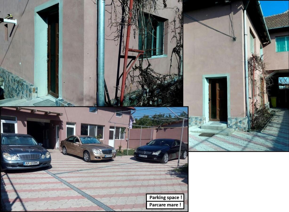 Arad Apartment - Airport Area Exterior photo